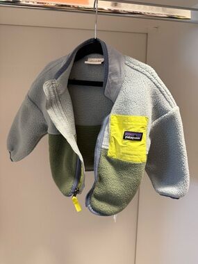 Patagonia Kids Colorblock Fleece Jacket in Light Blue, Olive & Yellow Pocket